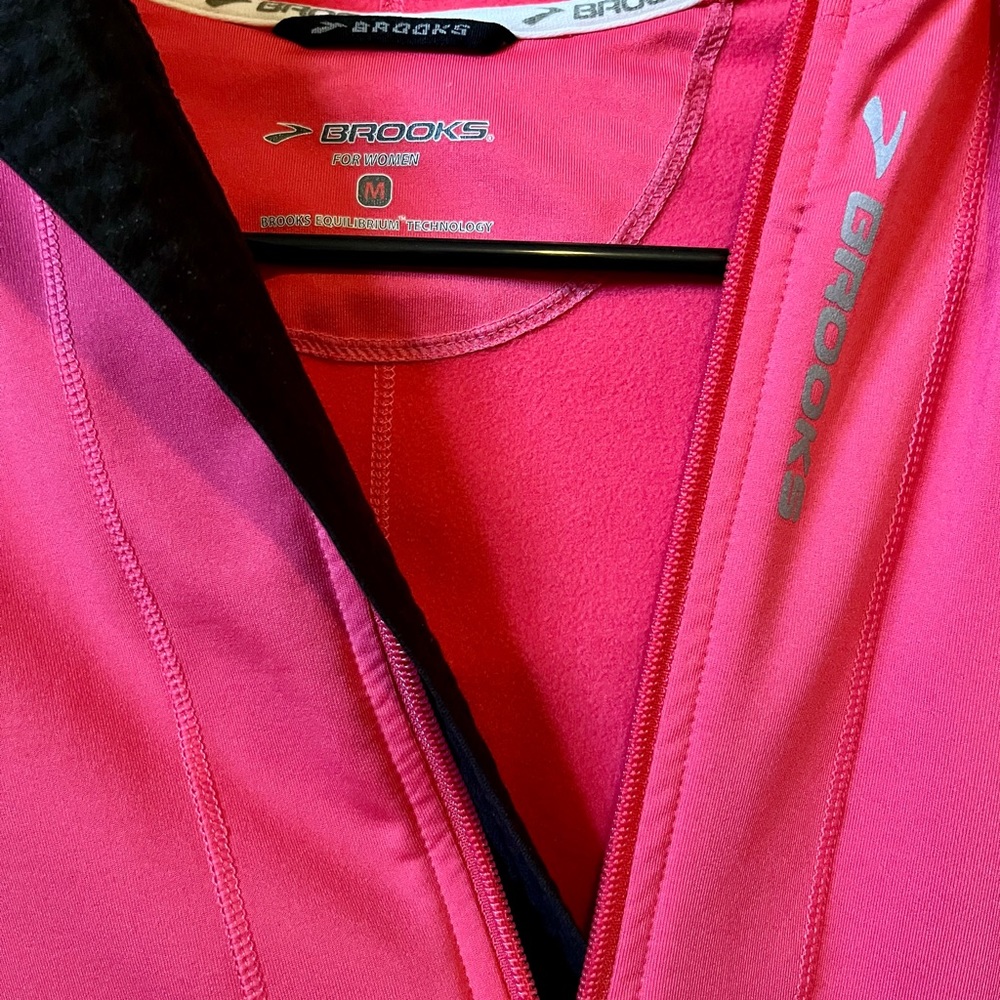 Brooks Reflective Running Jacket - image 2